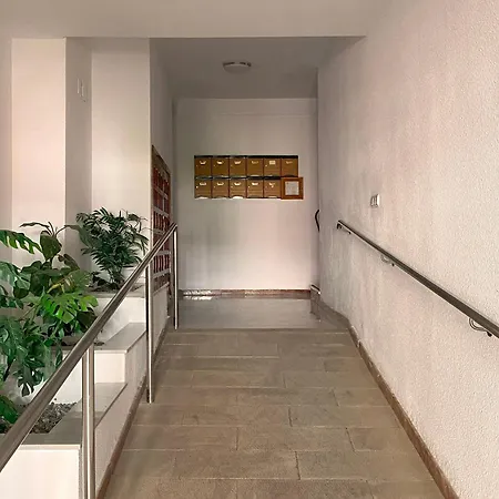 Centrico Atico 100m2 Patio