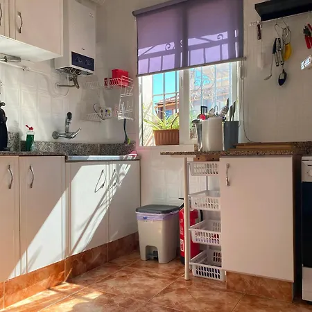 Apartamento Centrico Atico 100m2 Patio Almuñécar